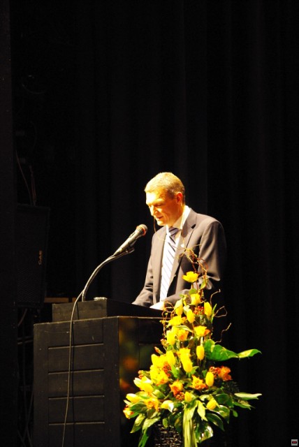 img00098.jpg