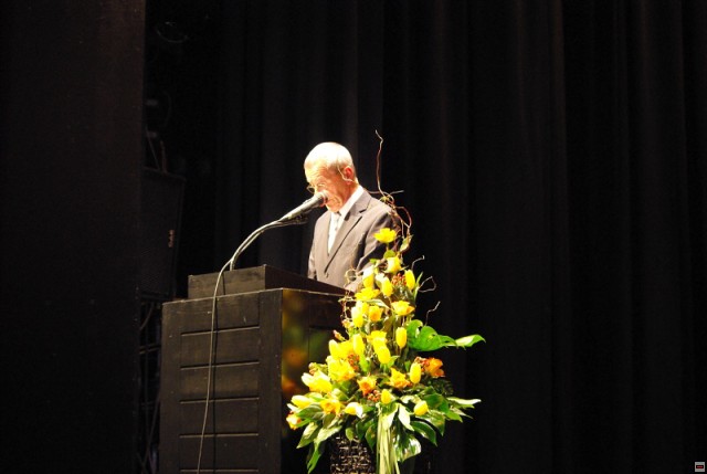 img00104.jpg