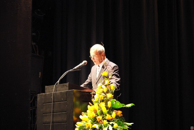 img00105.jpg