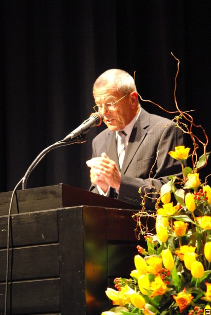img00108.jpg