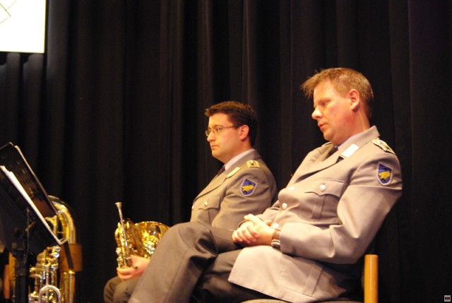 img00111.jpg