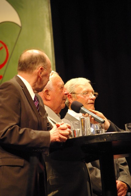 img00200.jpg