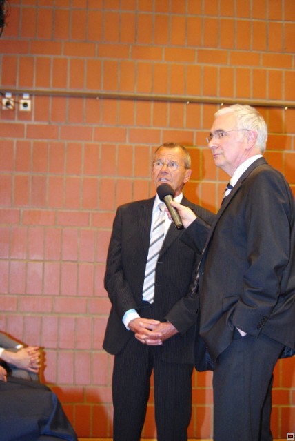 img00225.jpg
